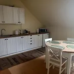 Apartament Up Rooms-Targi Domek