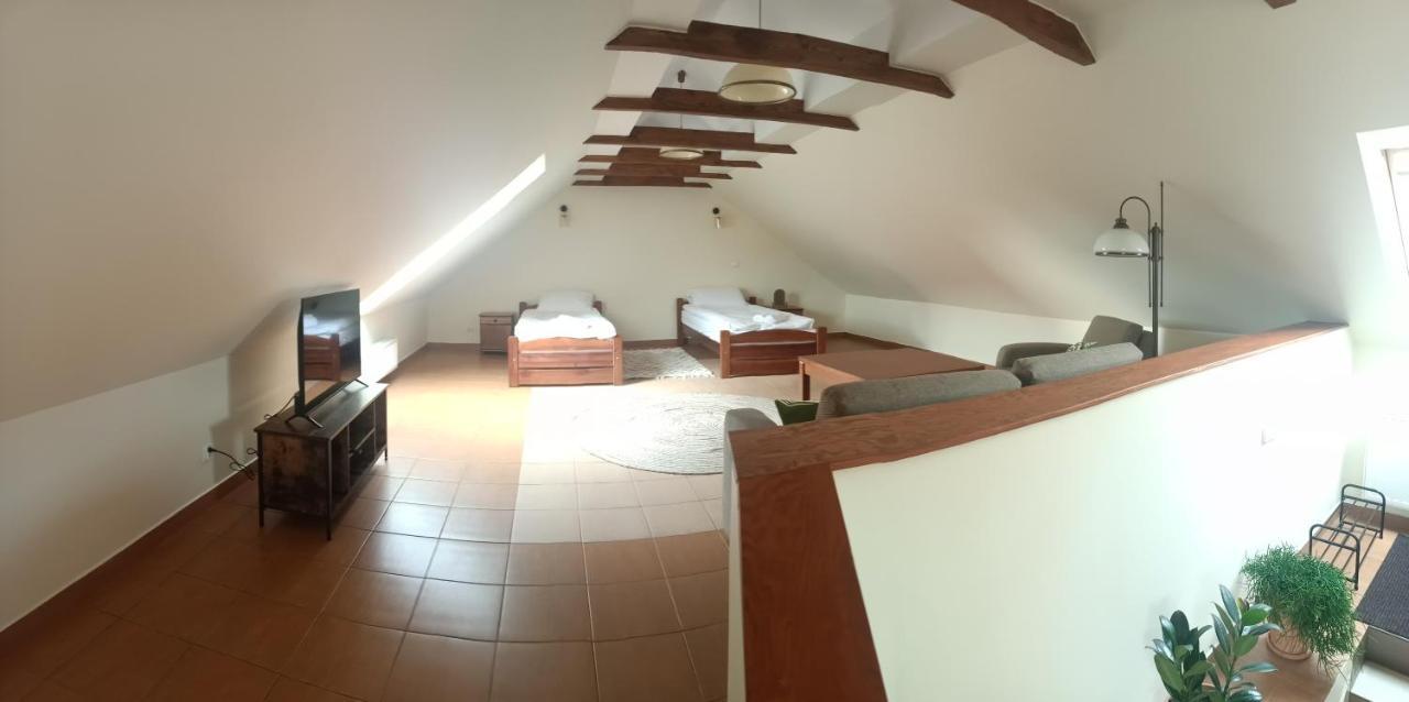 Up Rooms-targi * Kielce